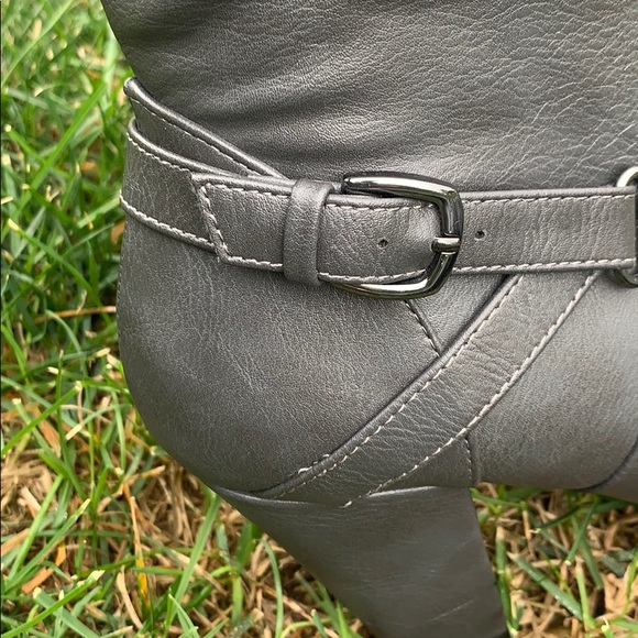 Nine West gray Dakota boots - Picture 3 of 16